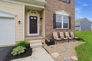 1462 Hoovler Way, Pataskala, OH 43062 - Photo 4