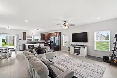 1462 Hoovler Court, Pataskala, OH 43062 - Photo 6