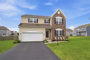 1462 Hoovler Way, Pataskala, OH 43062 - Photo 2