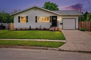 1907 Orlando Rd, Columbus, OH 43232 - Photo 2