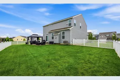 1275 Meadow View Drive, Marysville, OH 43040 - Photo 8