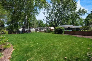 531 Deerwood Ave E, Columbus, OH 43230 - Photo 36