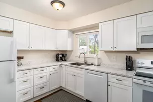 531 Deerwood Ave E, Columbus, OH 43230 - Photo 10
