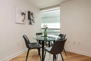 1 Miranova Pl, Columbus, OH 43215 - Photo 16