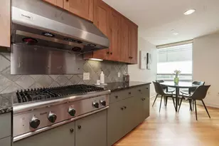1 Miranova Pl, Columbus, OH 43215 - Photo 22