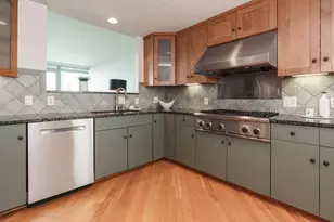 1 Miranova Pl, Columbus, OH 43215 - Photo 18