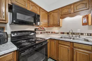 256 Walden Rd, Heath, OH 43056 - Photo 12