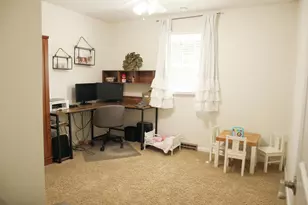 790 N Buena Vista St, Newark, OH 43055 - Photo 8