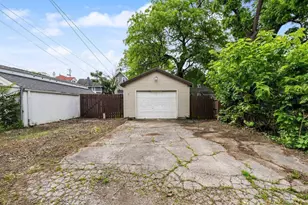 140 E Tompkins St, Columbus, OH 43202 - Photo 44
