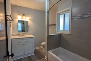 884 Bellows Ave, Columbus, OH 43223 - Photo 8