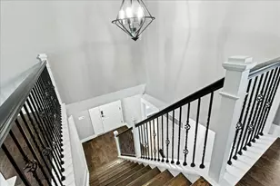 176 E Weber Rd, Columbus, OH 43202 - Photo 14