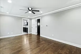 176 E Weber Rd, Columbus, OH 43202 - Photo 16