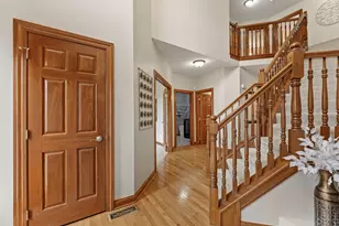 2643 Sandhurst Dr, Lewis Center, OH 43035 - Photo 6