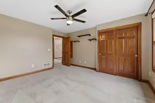 2643 Sandhurst Dr, Lewis Center, OH 43035 - Photo 32