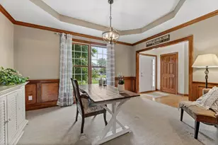 2643 Sandhurst Dr, Lewis Center, OH 43035 - Photo 4