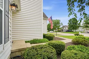 6043 Congressional Dr, Westerville, OH 43082 - Photo 8