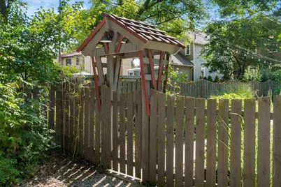 146 W North Broadway, Columbus, OH 43214 - Photo 4