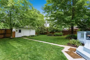 51 E Schreyer Pl, Columbus, OH 43214 - Photo 54