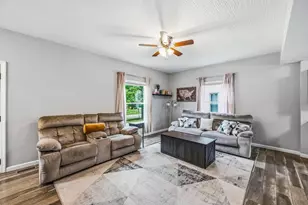 304 Forest St, Marion, OH 43302 - Photo 4