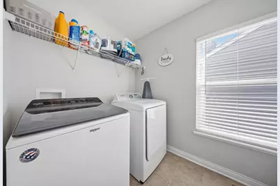 2100 Emmys Way, Columbus, OH 43228 - Photo 36