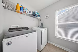 2100 Emmys Way, Columbus, OH 43228 - Photo 36