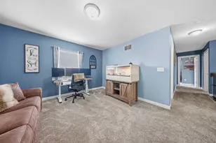 2100 Emmys Way, Columbus, OH 43228 - Photo 24