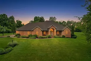 150 Paradise Valley Dr, Alexandria, OH 43001 - Photo 2