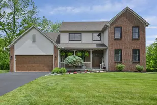 300 Waters Dr, Hebron, OH 43025 - Photo 1