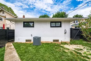 275 E Royal Forest Blvd, Columbus, OH 43214 - Photo 76