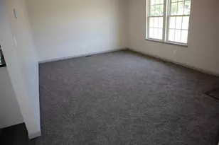 525 Delaware St, Washington Court House, OH 43160 - Photo 4