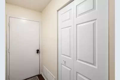 2188 Hedgerow Road #2188B, Columbus, OH 43220 - Photo 14