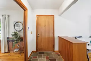 5546 Satinwood Dr, Columbus, OH 43229 - Photo 2