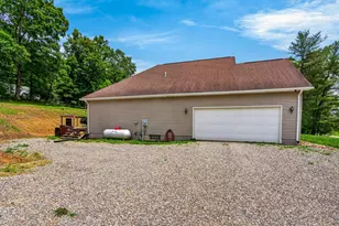 9805 Beaver Pike, Jackson, OH 45640 - Photo 32