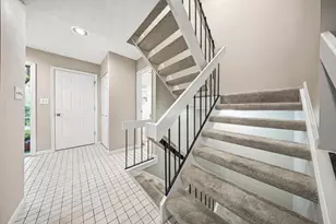 132 Saint Michelle St, Columbus, OH 43085 - Photo 6
