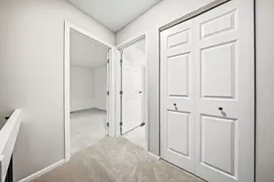 132 Saint Michelle St, Columbus, OH 43085 - Photo 24