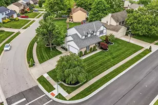 649 Deer Run Dr, Gahanna, OH 43230 - Photo 2