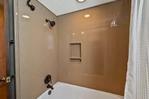 649 Deer Run Dr, Gahanna, OH 43230 - Photo 38