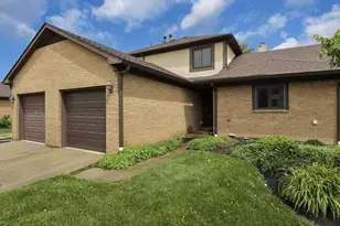 2014 Queensgate Ln, Columbus, OH 43235 - Photo 1