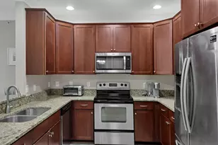 960 Perry St, Columbus, OH 43215 - Photo 10