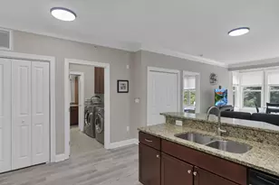 960 Perry St, Columbus, OH 43215 - Photo 12