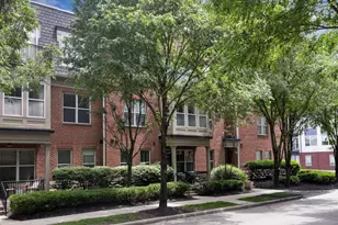 960 Perry St, Columbus, OH 43215 - Photo 1