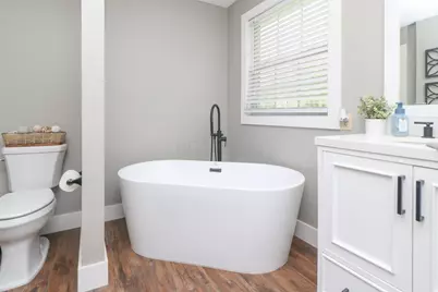 3710 Shangri La Avenue E, Ontario, OH 44903 - Photo 52