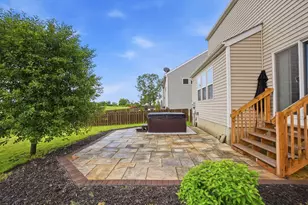121 Hummock Dr, Pataskala, OH 43062 - Photo 4