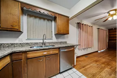 1393 Bellflower Avenue, Columbus, OH 43204 - Photo 6