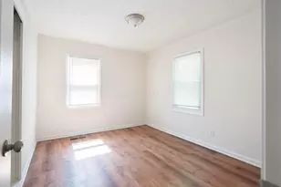 2856 El Paso Dr, Columbus, OH 43204 - Photo 14