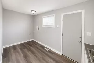 3471 Ontario St, Columbus, OH 43224 - Photo 4