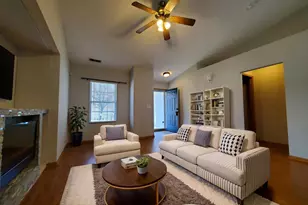1803 Canopy Ln, Columbus, OH 43219 - Photo 10
