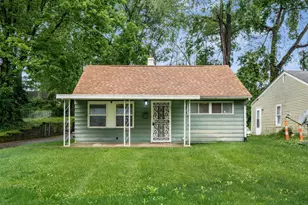 839 Wellington Blvd, Columbus, OH 43219 - Photo 1