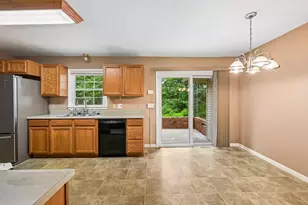 476 Clark State Rd, Columbus, OH 43230 - Photo 10