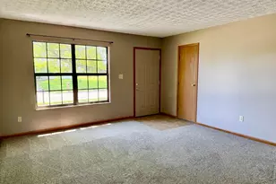 988 Kirkwood Dr, West Jefferson, OH 43162 - Photo 6
